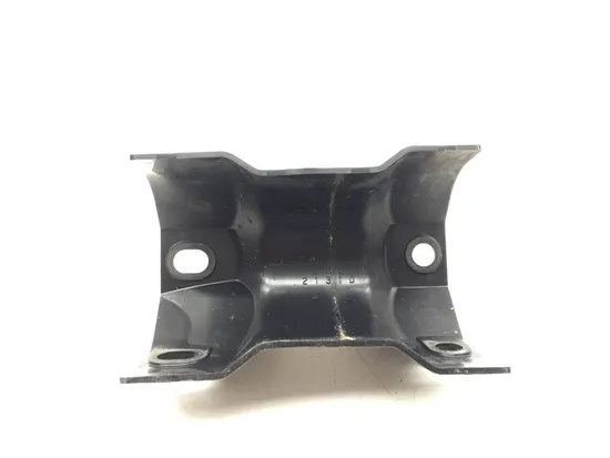 Output Shaft Cover 2016 Yamaha YXZ1000R 3010A