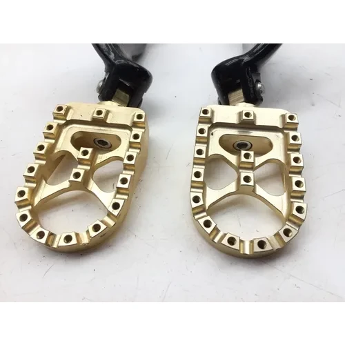 Left Right Set Passenger Peg Bracket 2009 Harley Sportster 1200 Custom 2978A x 5