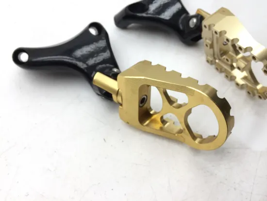 Left Right Set Passenger Peg Bracket 2009 Harley Sportster 1200 Custom 2978A x