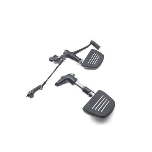 Left Right Forward Controls Foot Pegs 2011 Harley Sportster 1200 XL1200N 2927A x 3