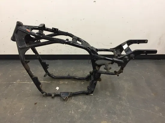 Main Frame Chassis 1996 Kawasaki Vulcan 1500 VN1500D Classic 2958A x