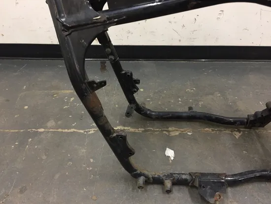 Main Frame Chassis 1996 Kawasaki Vulcan 1500 VN1500D Classic 2958A x