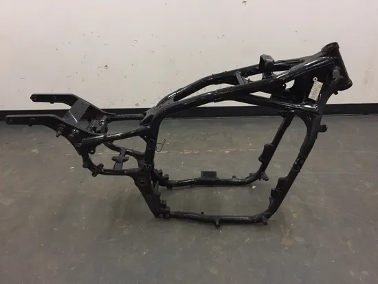 Main Frame Chassis 2000 Kawasaki Vulcan 1500 VN1500L Nomad FI 3007A