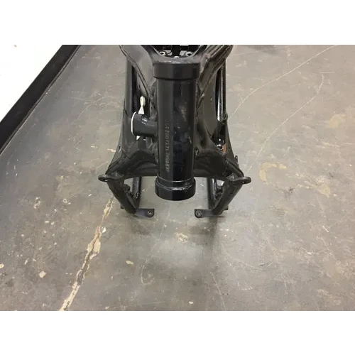 Main Frame Chassis 2000 Kawasaki Vulcan 1500 VN1500L Nomad FI 3007A 4