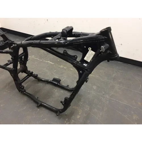 Main Frame Chassis 2000 Kawasaki Vulcan 1500 VN1500L Nomad FI 3007A 7