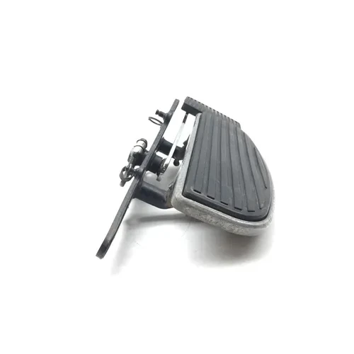 Right Driver Floorboard 1996 Kawasaki Vulcan 1500 VN1500D Classic 2958A x 7