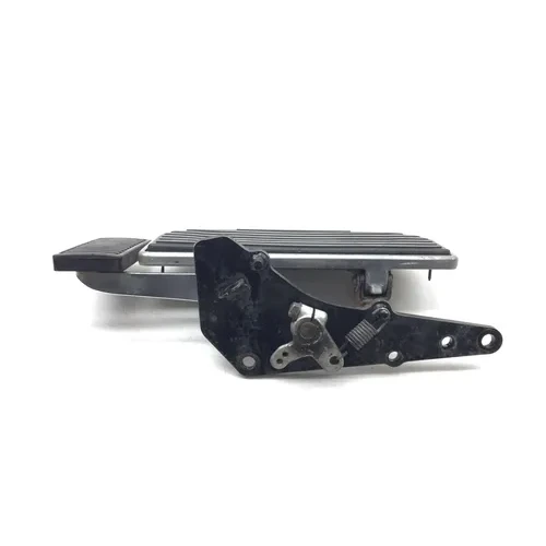 Right Driver Floorboard 1996 Kawasaki Vulcan 1500 VN1500D Classic 2958A x 9