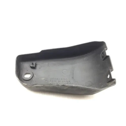 Left Side Cover 1996 Kawasaki Vulcan 1500 VN1500D Classic 2958A x 18