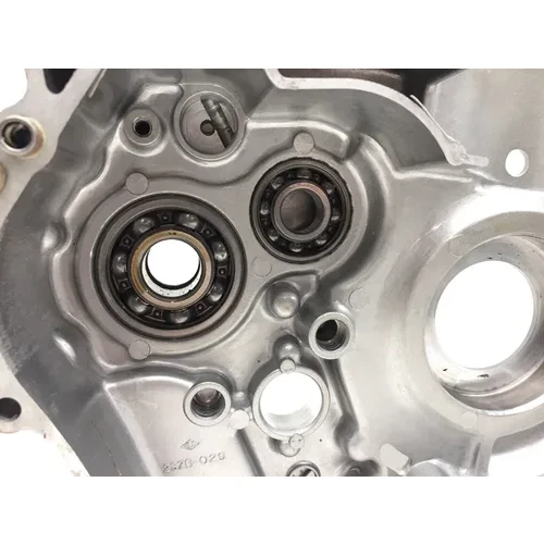 Engine Left Right Center Cases 1990 Suzuki DR350SE 2991A x 15