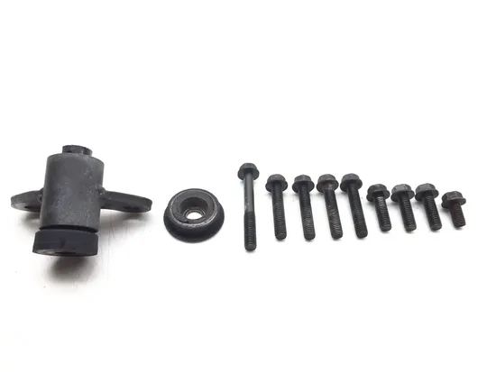 Engine Motor Mounts 2000 Kawasaki Vulcan 1500 VN1500L Nomad FI 3007A