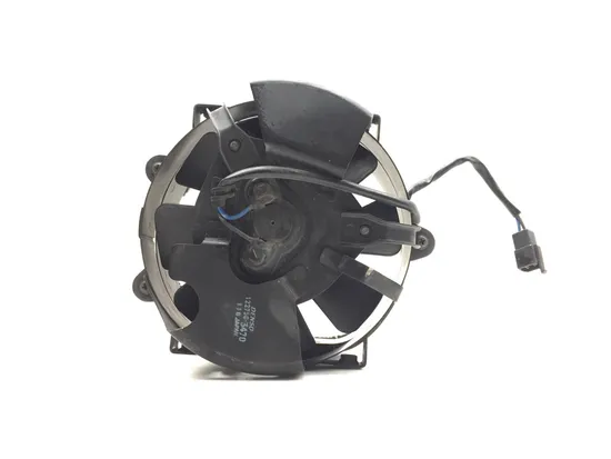Engine Radiator Cooling Fan 2000 Suzuki Marauder 800 VZ800 3029A