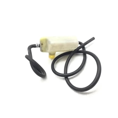 Engine Radiator Overflow Tank 2000 Suzuki Marauder 800 VZ800 3029A 5