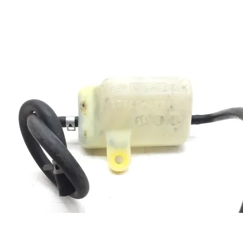Engine Radiator Overflow Tank 2000 Suzuki Marauder 800 VZ800 3029A 6