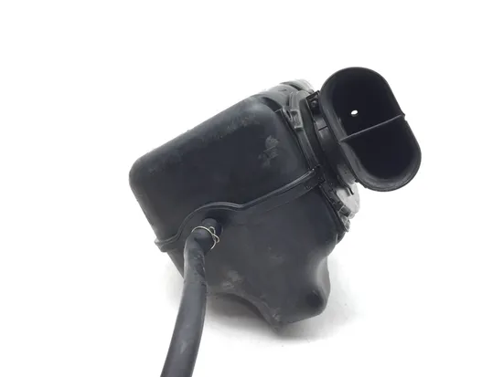 Airbox Air Box 2000 Suzuki Marauder 800 VZ800 3029A 4