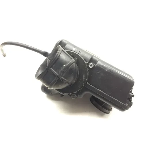 Airbox Air Box 2000 Suzuki Marauder 800 VZ800 3029A 5