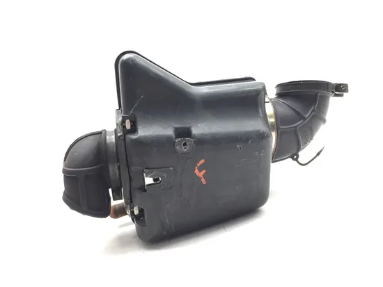 Airbox Air Box 2000 Suzuki Marauder 800 VZ800 3029A 14
