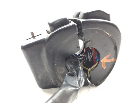 Left Headlight Bar Switch 2005 Harley-Davidson Electra Glide EFI FLHTI 2939A x