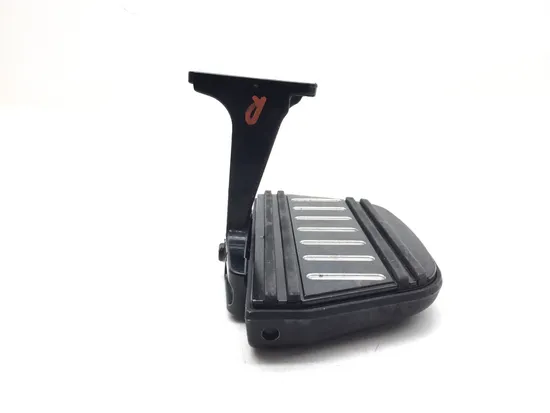 Right Passenger Floorboard 2005 Harley-Davidson Electra Glide EFI FLHTI 2939A x