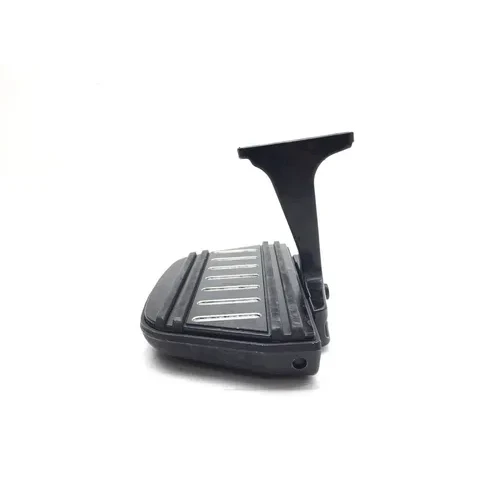Right Passenger Floorboard 2005 Harley-Davidson Electra Glide EFI FLHTI 2939A x 9