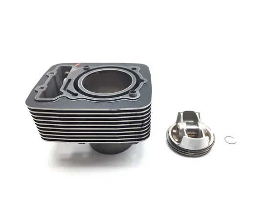 Engine Cylinder Jug W Piston Front 1999 Victory V92C 3026A