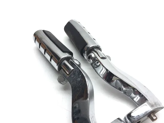 Left Right Set Passenger Peg Bracket 2012 Harley Road King Police FLHP 2966A