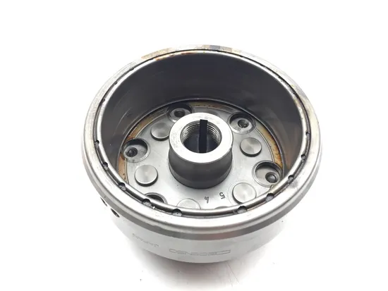 Engine Flywheel W Starter Clutch 1989 Honda FourTrax 300 TRX300 2x4 3039A