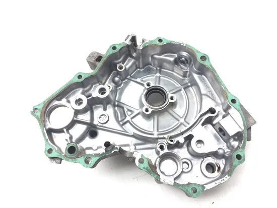 Engine Stator Generator Cover 2002 Honda Recon 250 TRX250TM 2x4 3042A