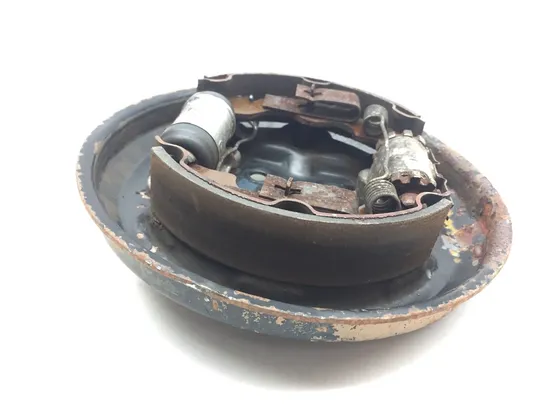 Front Drum Brake Backing Assembly Right 02 Honda Recon 250 TRX250TM 3042A PARTS