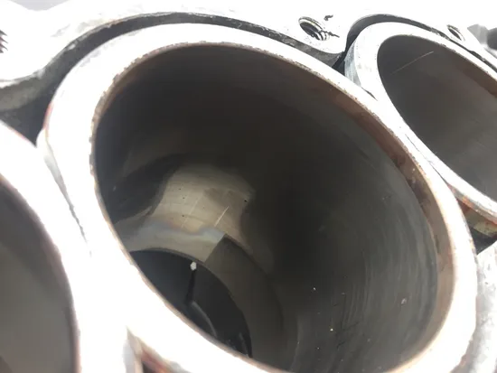 Upper Lower Center Cases Case 2000 Triumph Daytona 955i 2912A