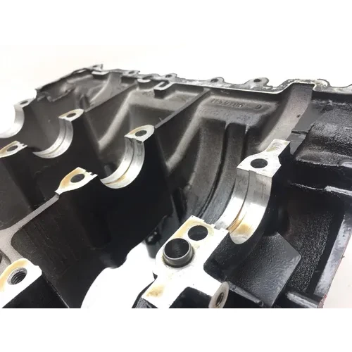 Upper Lower Center Cases Case 2000 Triumph Daytona 955i 2912A 17