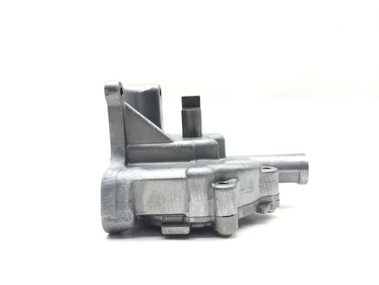 Engine Oil Pump Assembly 2000 Triumph Daytona 955i 2912A