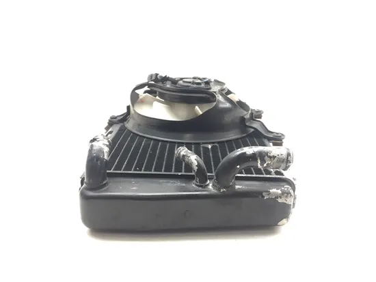 Radiator Cooling Front Fluid with Fan 2000 Triumph Daytona 955i 2912A x