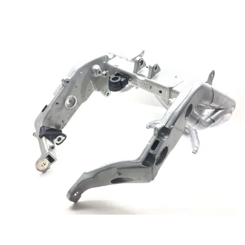 Main Frame Chassis 2000 Triumph Daytona 955i 2912A 13