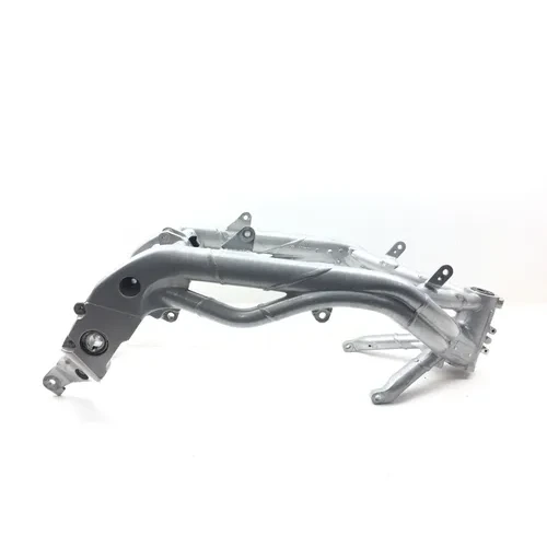 Main Frame Chassis 2000 Triumph Daytona 955i 2912A 11