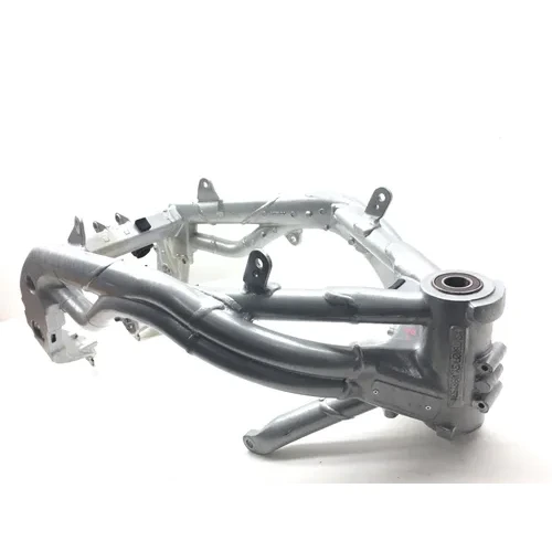 Main Frame Chassis 2000 Triumph Daytona 955i 2912A 17