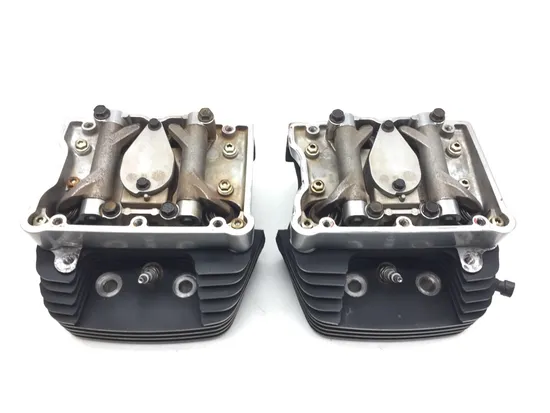 Front Rear Cylinder Head Set 2007 Harley-Davidson Dyna Street Bob FXDB 3031A x 2