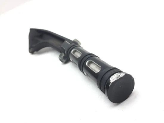 Left Right Set Passenger Peg Bracket 2007 Harley Dyna Street Bob FXDB 3031A x