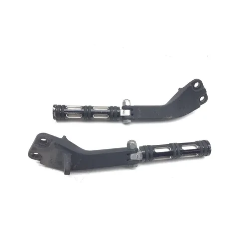 Left Right Set Passenger Peg Bracket 2007 Harley Dyna Street Bob FXDB 3031A x 3