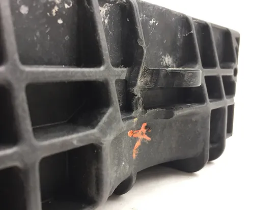 Battery Tray 2007 Harley-Davidson Dyna Street Bob FXDB 3031A x