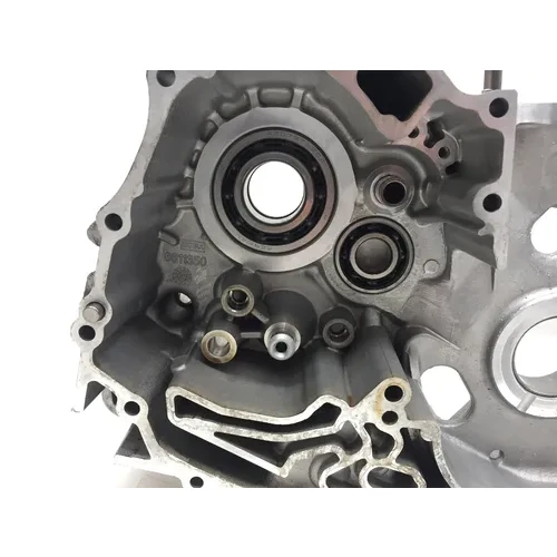 Engine Left Right Center Cases 2009 Can-Am Spyder GS Roadster SE5 3030A 20