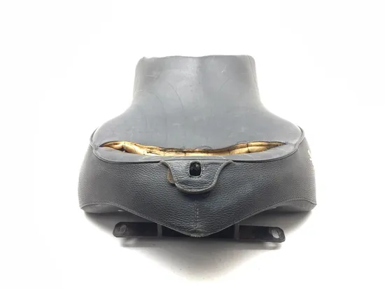 Seat 2009 Can-Am Spyder GS Roadster SE5 3030A PARTS