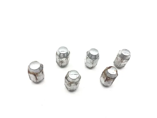 Lug Nuts 2009 Can-Am Spyder GS Roadster SE5 3030A