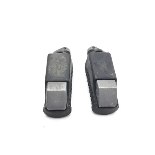 Left Right Set Passenger Peg Bracket 2006 BMW R1200GS ABS 3032A 7