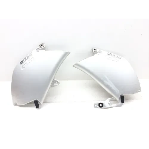 Left Right Tank Shrouds Fairings Trim 2006 BMW R1200GS ABS 3032A x 3