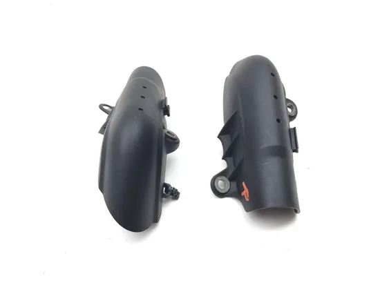 Engine Head Cover Guards Plastics 2006 BMW R1200GS ABS 3032A