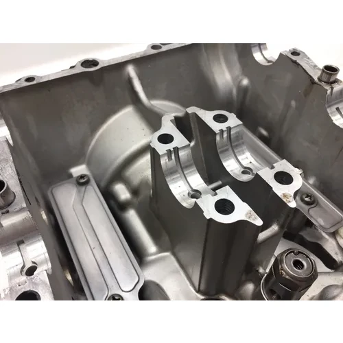 Engine Left Right Center Cases 2006 Suzuki GS500F 2937A 17