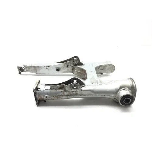 Swing Arm Swingarm 1985 Yamaha Venture Royale XVZ1200D 2988A 11