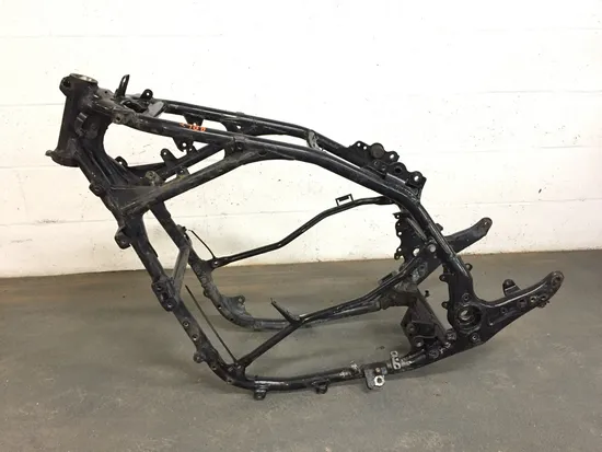 Main Frame Chassis 1985 Yamaha Venture Royale XVZ1200D 2988A