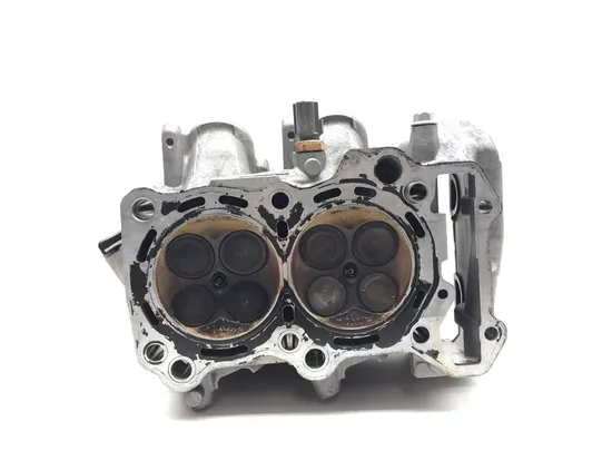 Engine Cylinder Head Complete W Valves 2006 Suzuki Burgman 650 AN650 3001A