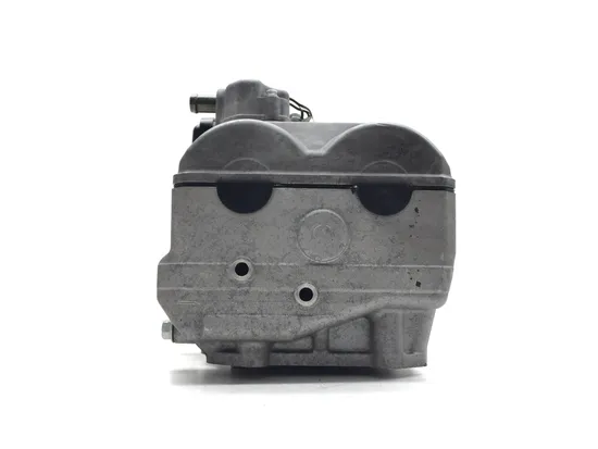 Engine Cylinder Head Complete W Valves 2006 Suzuki Burgman 650 AN650 3001A